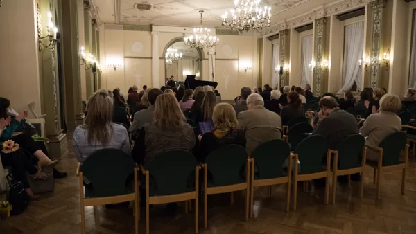 ATKLĀŠANAS KONCERTS "LATVIEŠU KLAVIERMŪZIKA"